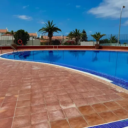 San Eugenio Stunning With Pool Tenerife דירה *