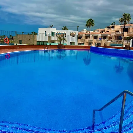 San Eugenio Stunning With Pool Tenerife דירה *